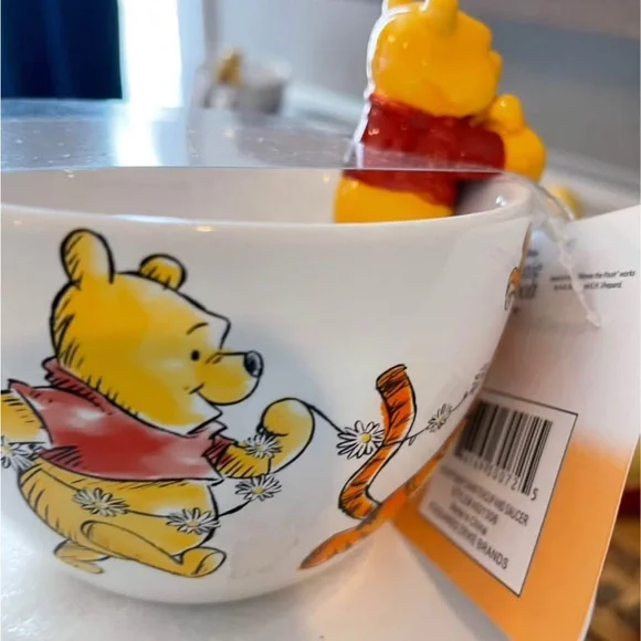 Winnie the Pooh Tea Set ( now adding “sweet honey” sign)